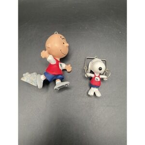Hallmark 2004 Peanuts Games Olympics Christmas 2 Piece